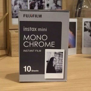 10pcs/Box Fujifilm Instax Mini Instant Film Monochrome Photo Papers